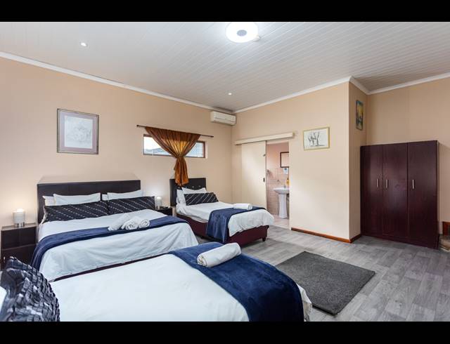 1,600M² GUESTHOUSE FOR SALE IN PANORAMA